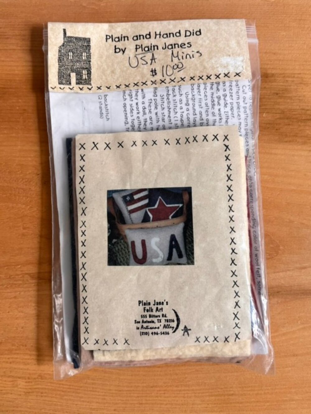 Vintage "USA Minis" patriotic folk art sewing pattern kit by Plain Janes.